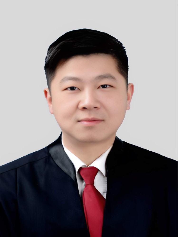 冯卿
